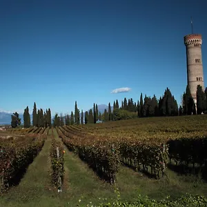 https://casa-lorena.it-lombardy.com